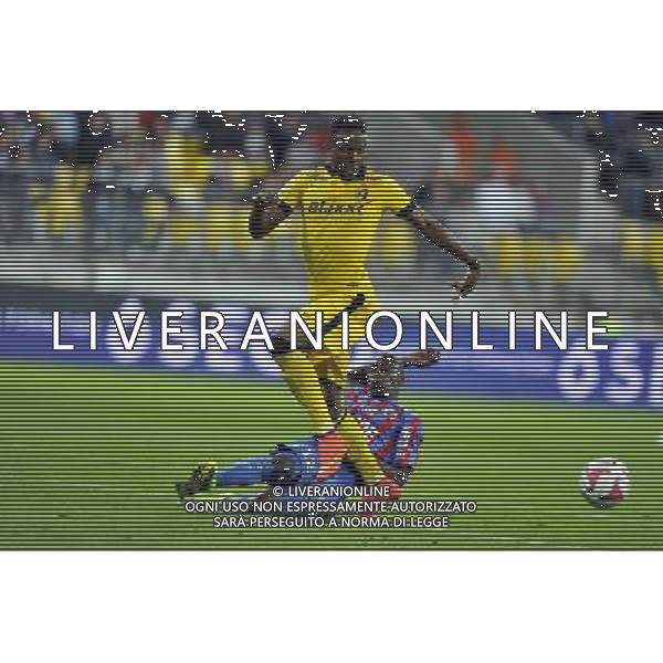 Faute Penalty Dennis Appiah / Divock Origi - 15.08.2014 - Caen / Lille - 2eme journee de Ligue 1 Photo : Aurelien Meunier / Icon Sport AG ALDO LIVERANI SAS ONLY ITALY