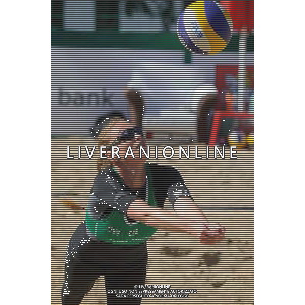 20.08.2014 - Stare Jablonki , siatkowka plazowa , beach volleyball , World Tour , FIVB Stare Jablonki Grand Slam 2014 , Czechy (zielone) - Szwecja (czarne) , Czech Republic (green) - Sweden (black) N/Z Marketa Slukova Fot. Karol Bartnik / MPAimages.com/NEWSPIX.PL --- Newspix.pl /Agenzia Aldo Liverani sas - ITALY ONLY - Repubblica Ceca - Svezia beach volley FIVB Grande Slam 20.08.2014 *** Local Caption *** www.newspix.pl mail us: info@newspix.pl call us: 0048 022 23 22 222 --- Polish Picture Agency by Ringier Axel Springer Poland