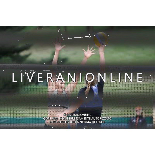 20.08.2014 - Stare Jablonki , siatkowka plazowa , beach volleyball , World Tour , FIVB Stare Jablonki Grand Slam 2014 , Niemcy (niebieski) -Kanada (bialy) , Germany (blue) - Canada (white) N/Z Taylor Pischke , Britta Buthe Fot. Karol Bartnik / MPAimages.com/NEWSPIX.PL --- Newspix.pl /Agenzia Aldo Liverani sas - ITALY ONLY - Germania - Canada beach volley, World Tour, FIVB Grande Slam 2014 *** Local Caption *** www.newspix.pl mail us: info@newspix.pl call us: 0048 022 23 22 222 --- Polish Picture Agency by Ringier Axel Springer Poland