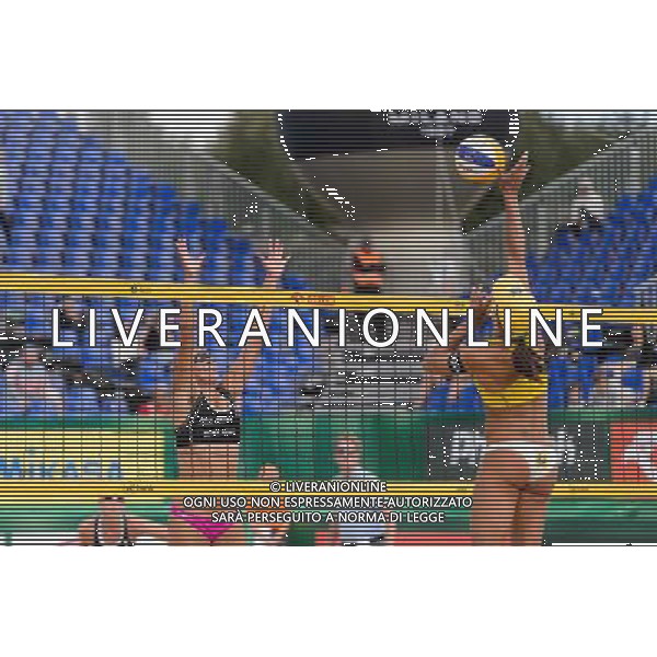 20.08.2014 - Stare Jablonki , siatkowka plazowa , beach volleyball , World Tour , FIVB Stare Jablonki Grand Slam 2014 , Brazylia (zolte) - Polska (czarne) , Brazil - Poland N/Z Dorota Strak , Juliana Felisberta Da Silva Fot. Mariusz Palczynski / MPAimages.com/NEWSPIX.PL --- Newspix.pl /Agenzia Aldo Liverani sas - ITALY ONLY - Brasile - Polonia beach volley, World Tour, FIVB Grande Slam 2014 *** Local Caption *** www.newspix.pl mail us: info@newspix.pl call us: 0048 022 23 22 222 --- Polish Picture Agency by Ringier Axel Springer Poland