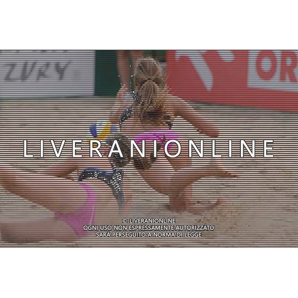 20.08.2014 - Stare Jablonki , siatkowka plazowa , beach volleyball , World Tour , FIVB Stare Jablonki Grand Slam 2014 , Brazylia (zolte) - Polska (czarne) , Brazil - Poland N/Z Katarzyna Kociolek , Dorota Strag Fot. Mariusz Palczynski / MPAimages.com/NEWSPIX.PL --- Newspix.pl /Agenzia Aldo Liverani sas - ITALY ONLY - Brasile - Polonia beach volley, World Tour, FIVB Grande Slam 2014 *** Local Caption *** www.newspix.pl mail us: info@newspix.pl call us: 0048 022 23 22 222 --- Polish Picture Agency by Ringier Axel Springer Poland