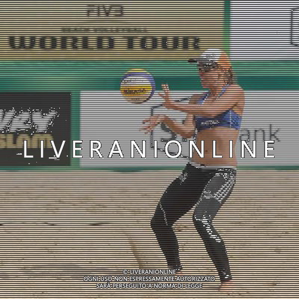 20.08.2014 - Stare Jablonki , siatkowka plazowa , beach volleyball , World Tour , FIVB Stare Jablonki Grand Slam 2014 , Polska (niebieskie) - Argentyna (biale) , Poland - Argentina N/Z Monika Brzostek Fot. Mariusz Palczynski / MPAimages.com/NEWSPIX.PL --- Newspix.pl /Agenzia Aldo Liverani sas - ITALY ONLY - Polonia - Argentina beach volley, World Tour, FIVB Grande Slam 2014 *** Local Caption *** www.newspix.pl mail us: info@newspix.pl call us: 0048 022 23 22 222 --- Polish Picture Agency by Ringier Axel Springer Poland