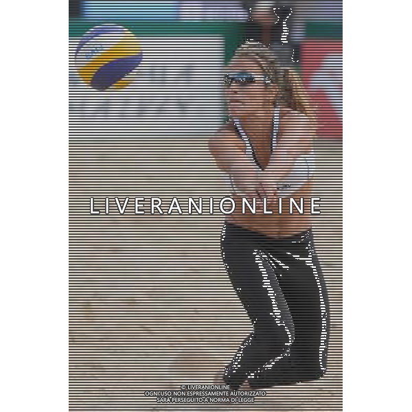 20.08.2014 - Stare Jablonki , siatkowka plazowa , beach volleyball , World Tour , FIVB Stare Jablonki Grand Slam 2014 , Polska (niebieskie) - Argentyna (biale) , Poland - Argentina N/Z Ana Gallay Fot. Mariusz Palczynski / MPAimages.com/NEWSPIX.PL --- Newspix.pl /Agenzia Aldo Liverani sas - ITALY ONLY - Polonia - Argentina beach volley, World Tour, FIVB Grande Slam 2014 *** Local Caption *** www.newspix.pl mail us: info@newspix.pl call us: 0048 022 23 22 222 --- Polish Picture Agency by Ringier Axel Springer Poland
