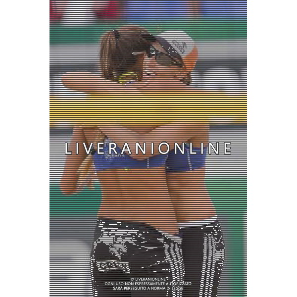 20.08.2014 - Stare Jablonki , siatkowka plazowa , beach volleyball , World Tour , FIVB Stare Jablonki Grand Slam 2014 , Polska (niebieskie) - Argentyna (biale) , Poland - Argentina N/Z Kinga Kolosinska , Monika Brzostek Fot. Mariusz Palczynski / MPAimages.com/NEWSPIX.PL --- Newspix.pl /Agenzia Aldo Liverani sas - ITALY ONLY - Polonia - Argentina beach volley, World Tour, FIVB Grande Slam 2014 *** Local Caption *** www.newspix.pl mail us: info@newspix.pl call us: 0048 022 23 22 222 --- Polish Picture Agency by Ringier Axel Springer Poland