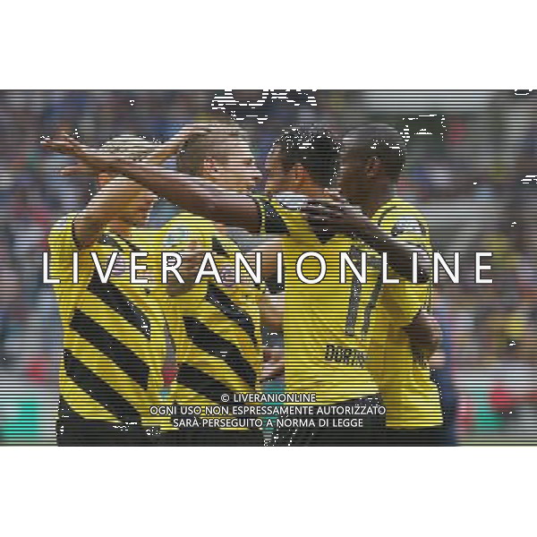 firo : Fußball,Fussball : 16.08.2014 DFB-Pokal Saison 2014/2015, 1. Runde SV Stuttgarter Kickers - Borussia Dortmund, BVB, Kickers, Torjubel, Jubel, Freude, Tor, Pierre-Emerick Aubameyang ( Dortmund ), Lukasz Piszczek ( Dortmund ), Adrian Ramos ( Dortmund ) $worldrightsEs gelten unsere AGB, einsehbar auf www.firosportphoto.de copyright by firo sportphoto: Coesfelder Str. 207 D- 48249 Dülmen www.firosportphoto.de mail@firosportphoto.de (V o l k s b a n k B o c h u m - W i t t e n ) BLZ.: 430 601 29 Kt. Nr.: 341 117 100 Tel: +49-2594 - 9916004 Fax: +49-2594 - 9916005 AG ALDO LIVERANI SAS ONLY ITALY