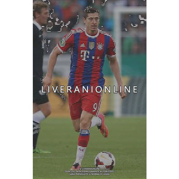 firo : 17.08.2014 Fu§ball, 2.Bundesliga, DFB-Pokal, DFB Pokal, 1.Runde, Saison 2014/2015, Preu§en Preussen MŸnster Muenster - FCB FC Bayern MŸnchen Muenchen 1:4 FCB Robert Lewandowski, Einzelaktion $worldrights,Es gelten unsere AGB, einsehbar auf www.firosportphoto.de, copyright by firo sportphoto: Coesfelder Str. 207 D-48249 DŸlmen www.firosportphoto.de mail@firosportphoto.de (V o l k s b a n k B o c h u m - W i t t e n ) BLZ.: 430 601 29 Kt. Nr.: 341 117 100 Tel:Ê +49-2594-9916004 Fax:Ê+49-2594-9916005 AG ALDO LIVERANI SAS ONLY ITALY