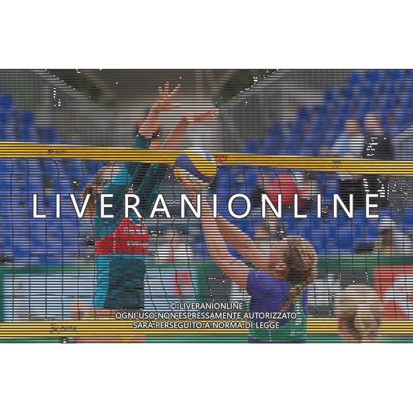 21.08.2014 - Stare Jablonki , siatkowka plazowa , beach volleyball , World Tour , FIVB Stare Jablonki Grand Slam 2014 , Niemcy (zielone) - Polska (czerwone) , Germany - Poland N/Z Karolina Baran , Britta Buthe Fot. Mariusz Palczynski / MPAimages.com/NEWSPIX.PL --- Newspix.pl /Agenzia Aldo Liverani sas - ITALY ONLY - Germania - Polonia beach volle femminile, World Tour, FIVB Stare Jablonki Grande Slam 2014 *** Local Caption *** www.newspix.pl mail us: info@newspix.pl call us: 0048 022 23 22 222 --- Polish Picture Agency by Ringier Axel Springer Poland