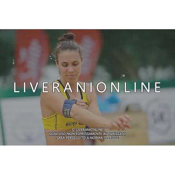 21.08.2014 - Stare Jablonki , siatkowka plazowa , beach volleyball , World Tour , FIVB Stare Jablonki Grand Slam 2014 , Hiszpania (zolte) - Australia (niebieskie) , Spain (yellow) - Australia (blue) N/Z Elsa Baquerizo McMillan Fot. Karol Bartnik / MPAimages.com/NEWSPIX.PL --- Newspix.pl /Agenzia Aldo Liverani sas - ITALY ONLY - Australia - Spagna beach volley femminile, World Tour, FIVB Stare Jablonki Grande Slam 2014 *** Local Caption *** www.newspix.pl mail us: info@newspix.pl call us: 0048 022 23 22 222 --- Polish Picture Agency by Ringier Axel Springer Poland