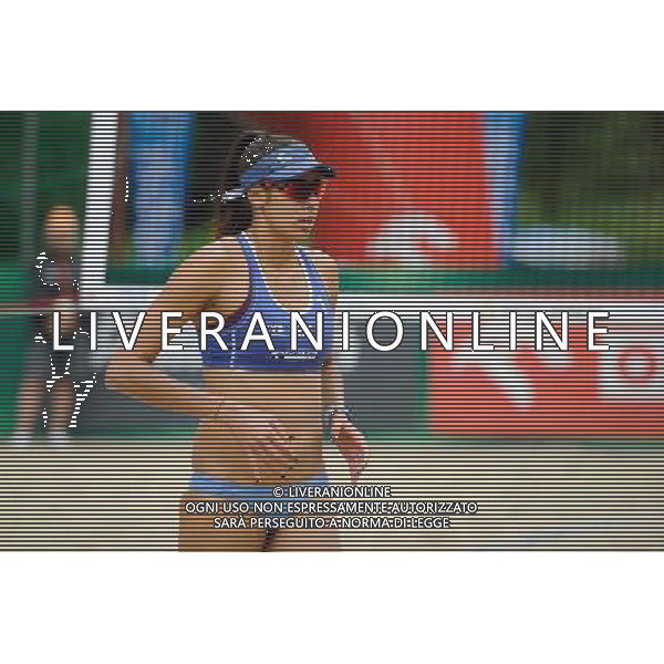 21.08.2014 - Stare Jablonki , siatkowka plazowa , beach volleyball , World Tour , FIVB Stare Jablonki Grand Slam 2014 , Hiszpania (zolte) - Australia (niebieskie) , Spain (yellow) - Australia (blue) N/Z Taliqua Clancy Fot. Karol Bartnik / MPAimages.com/NEWSPIX.PL --- Newspix.pl /Agenzia Aldo Liverani sas - ITALY ONLY - Australia - Spagna beach volley femminile, World Tour, FIVB Stare Jablonki Grande Slam 2014 *** Local Caption *** www.newspix.pl mail us: info@newspix.pl call us: 0048 022 23 22 222 --- Polish Picture Agency by Ringier Axel Springer Poland