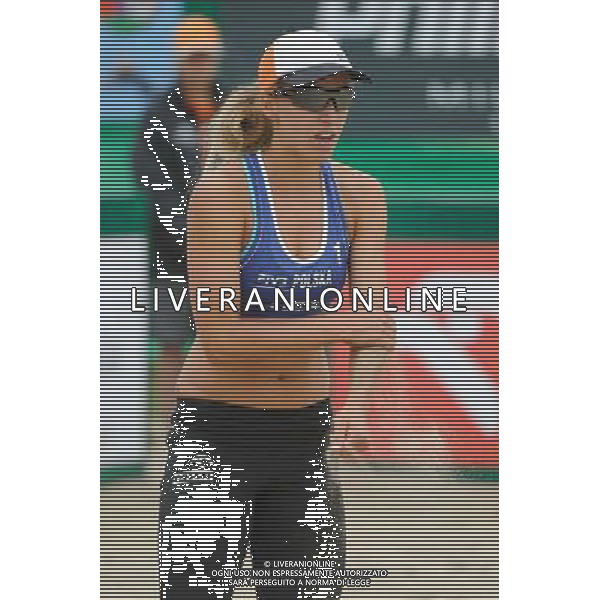 21.08.2014 - Stare Jablonki , siatkowka plazowa , beach volleyball , World Tour , FIVB Stare Jablonki Grand Slam 2014 , Brazylia (biale) - Polskia (niebieskie) , Brazil (white) - Poland (blue) N/Z Monika Brzostek Fot. Karol Bartnik / MPAimages.com/NEWSPIX.PL --- Newspix.pl /Agenzia Aldo Liverani sas - ITALY ONLY - Brasile - Polonia beach volley femminile World Tour, FIVB Stare Jablonki Grande Slam 2014 *** Local Caption *** www.newspix.pl mail us: info@newspix.pl call us: 0048 022 23 22 222 --- Polish Picture Agency by Ringier Axel Springer Poland