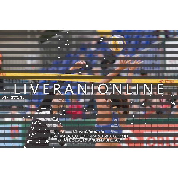 21.08.2014 - Stare Jablonki , siatkowka plazowa , beach volleyball , World Tour , FIVB Stare Jablonki Grand Slam 2014 , Brazylia (biale) - Polska (niebieskie) , Brazil - Poland N/Z Fernanda Alves , Kinga Kolosinska Fot. Mariusz Palczynski / MPAimages.com/NEWSPIX.PL --- Newspix.pl /Agenzia Aldo Liverani sas - ITALY ONLY - Brasile - Polonia beach volley femminile World Tour, FIVB Stare Jablonki Grande Slam 2014 *** Local Caption *** www.newspix.pl mail us: info@newspix.pl call us: 0048 022 23 22 222 --- Polish Picture Agency by Ringier Axel Springer Poland