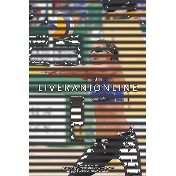 21.08.2014 - Stare Jablonki , siatkowka plazowa , beach volleyball , World Tour , FIVB Stare Jablonki Grand Slam 2014 , Brazylia (biale) - Polska (niebieskie) , Brazil - Poland N/Z Kinga Kolosinska Fot. Mariusz Palczynski / MPAimages.com/NEWSPIX.PL --- Newspix.pl /Agenzia Aldo Liverani sas - ITALY ONLY - Brasile - Polonia beach volley femminile World Tour, FIVB Stare Jablonki Grande Slam 2014 *** Local Caption *** www.newspix.pl mail us: info@newspix.pl call us: 0048 022 23 22 222 --- Polish Picture Agency by Ringier Axel Springer Poland