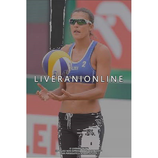 21.08.2014 - Stare Jablonki , siatkowka plazowa , beach volleyball , World Tour , FIVB Stare Jablonki Grand Slam 2014 , Brazylia (biale) - Polska (niebieskie) , Brazil - Poland N/Z Kinga Kolosinska Fot. Mariusz Palczynski / MPAimages.com/NEWSPIX.PL --- Newspix.pl /Agenzia Aldo Liverani sas - ITALY ONLY - Brasile - Polonia beach volley femminile World Tour, FIVB Stare Jablonki Grande Slam 2014 *** Local Caption *** www.newspix.pl mail us: info@newspix.pl call us: 0048 022 23 22 222 --- Polish Picture Agency by Ringier Axel Springer Poland