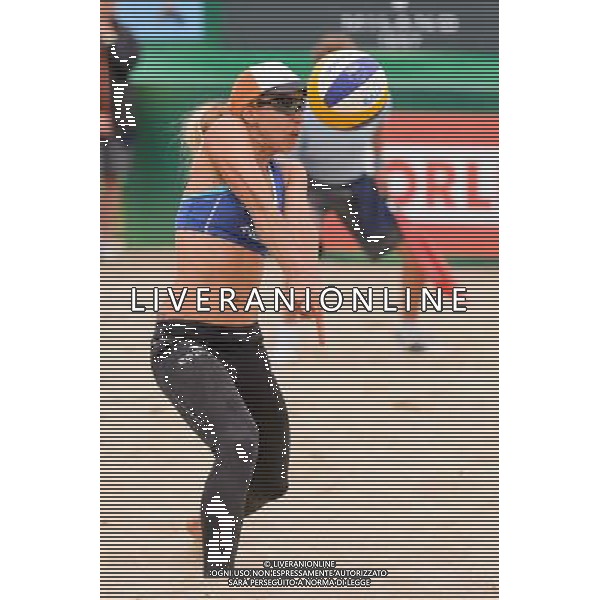 21.08.2014 - Stare Jablonki , siatkowka plazowa , beach volleyball , World Tour , FIVB Stare Jablonki Grand Slam 2014 , Brazylia (biale) - Polska (niebieskie) , Brazil - Poland N/Z Monika Brzostek Fot. Mariusz Palczynski / MPAimages.com/NEWSPIX.PL --- Newspix.pl /Agenzia Aldo Liverani sas - ITALY ONLY - Brasile - Polonia beach volley femminile World Tour, FIVB Stare Jablonki Grande Slam 2014 *** Local Caption *** www.newspix.pl mail us: info@newspix.pl call us: 0048 022 23 22 222 --- Polish Picture Agency by Ringier Axel Springer Poland