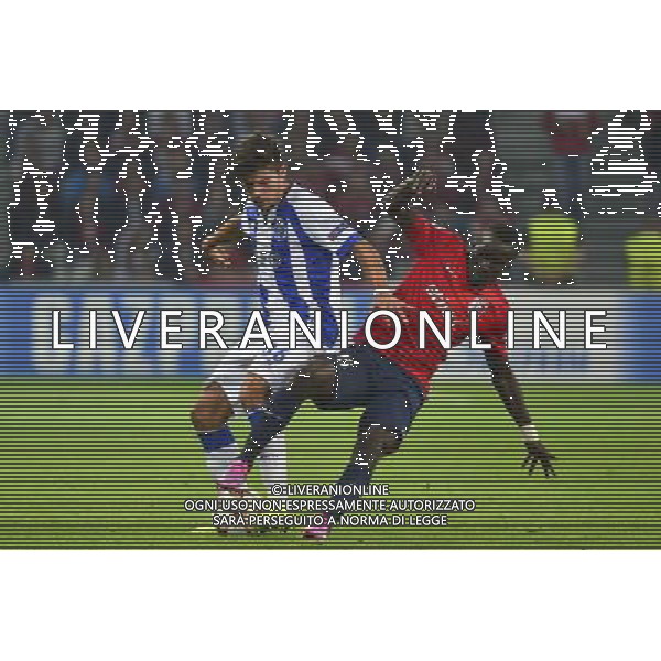 Ruben NEVES / Idrissa GUEYE - 20.08.2014 - Lille / Porto - Barrage Aller Champions League Photo : Dave Winter / Icon Sport AG ALDO LIVERANI SAS ONLY ITALY