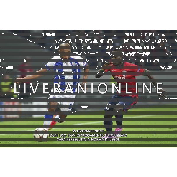 Yacine BRAHIMI / Idrissa GUEYE - 20.08.2014 - Lille / Porto - Barrage Aller Champions League Photo : Dave Winter / Icon Sport AG ALDO LIVERANI SAS ONLY ITALY