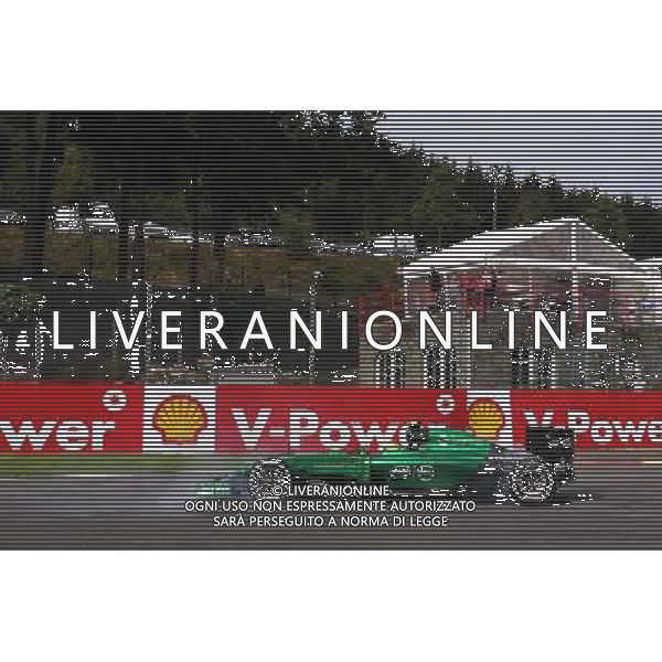 Marcus Ericsson (SWE) Caterham CT05 spins at La Source in FP1. 22.08.2014. Formula 1 World Championship, Rd 12, Belgian Grand Prix, Spa Francorchamps, Belgium, Practice Day. AG ALDO LIVERANI SAS ONLY ITALY