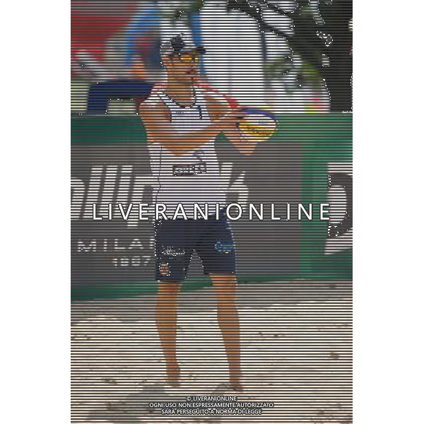 22.08.2014 - Stare Jablonki , siatkowka plazowa , beach volleyball , World Tour , FIVB Stare Jablonki Grand Slam 2014 , Hiszpania (biale) - Rosja (czerwone) , Spain (white) - Russia (red) N/Z Pablo Herrera Allepuz Fot. Karol Bartnik / MPAimages.com/NEWSPIX.PL --- Newspix.pl /Agenzia Aldo Liverani sas - ITALY ONLY - Spagna - Russia beach volley maschile, World Tour, FIVB Stare Jablonki Grande Slam 2014 *** Local Caption *** www.newspix.pl mail us: info@newspix.pl call us: 0048 022 23 22 222 --- Polish Picture Agency by Ringier Axel Springer Poland