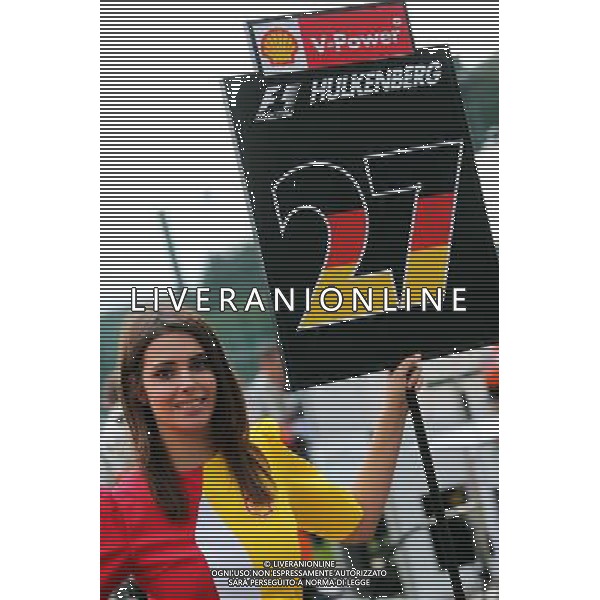 Grid girl. 24.08.2014. Formula 1 World Championship, Rd 12, Belgian Grand Prix, Spa Francorchamps, Belgium, Race Day. AG ALDO LIVERANI SAS ONLY ITALY