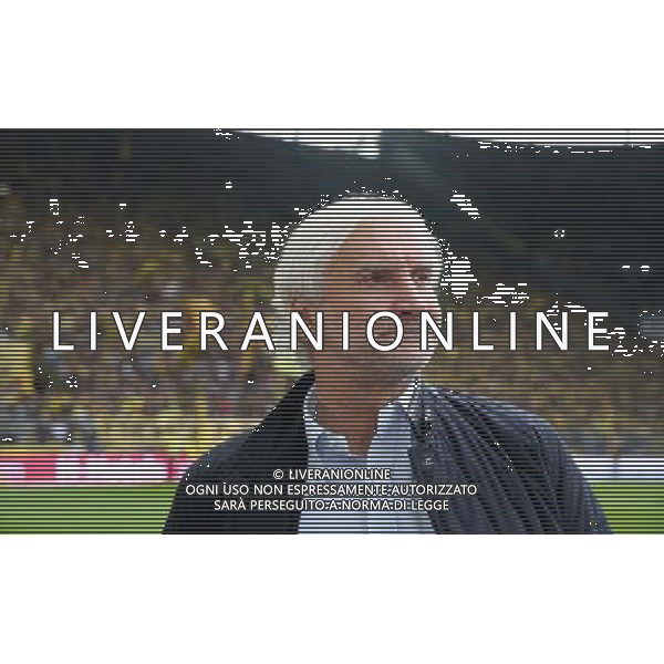firo : 23.08.2014 Fu§ball,1.Bundesliga, Saison 2014/2015, BVB, Borussia Dortmund - Bayer 04 Leverkusen 0:2 Manager Rudi V…LLER, Leverkusen, Portrait vor SŸdtribŸne $worldrights,Es gelten unsere AGB, einsehbar auf www.firosportphoto.de, copyright by firo sportphoto: Coesfelder Str. 207 D-48249 DŸlmen www.firosportphoto.de mail@firosportphoto.de (V o l k s b a n k B o c h u m - W i t t e n ) BLZ.: 430 601 29 Kt. Nr.: 341 117 100 Tel:Ê +49-2594-9916004 Fax:Ê+49-2594-9916005 AG ALDO LIVERANI SAS ONLY ITALY
