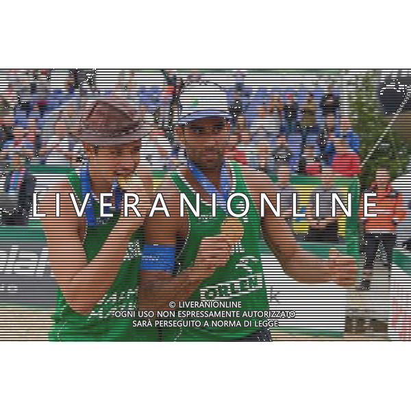 24.08.2014 - Stare Jablonki , siatkowka plazowa , beach volleyball , World Tour , FIVB Stare Jablonki Grand Slam 2014 , Dekoracja mezczyzn N/Z Pedro Solberg Salgado , Alvaro Morais Filho Fot. Mariusz Palczynski / MPAimages.com/NEWSPIX.PL --- Newspix.pl /Agenzia Aldo Liverani sas - ITALY ONLY - EDITORIAL USE ONLY - BEACHVOLLEY PREMIAZIONI *** Local Caption *** www.newspix.pl mail us: info@newspix.pl call us: 0048 022 23 22 222 --- Polish Picture Agency by Ringier Axel Springer Poland