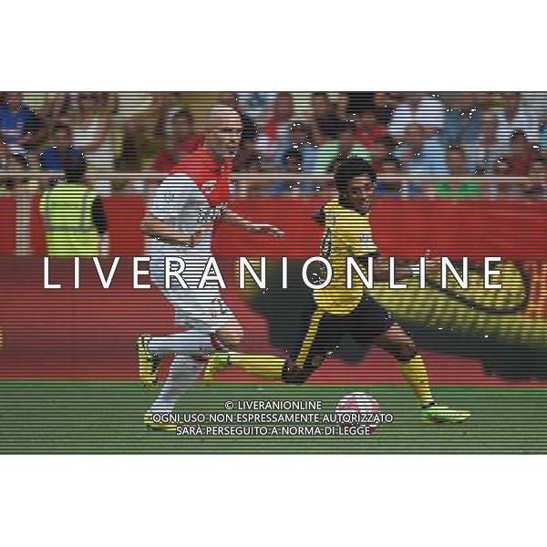 Ryan MENDES / Andrea RAGGI - 30.08.2014 - Monaco / Lille - 4eme journee de Ligue 1 - Photo : Olivier Anrigo / Icon Sport AG ALDO LIVERANI SAS ONLY ITALY