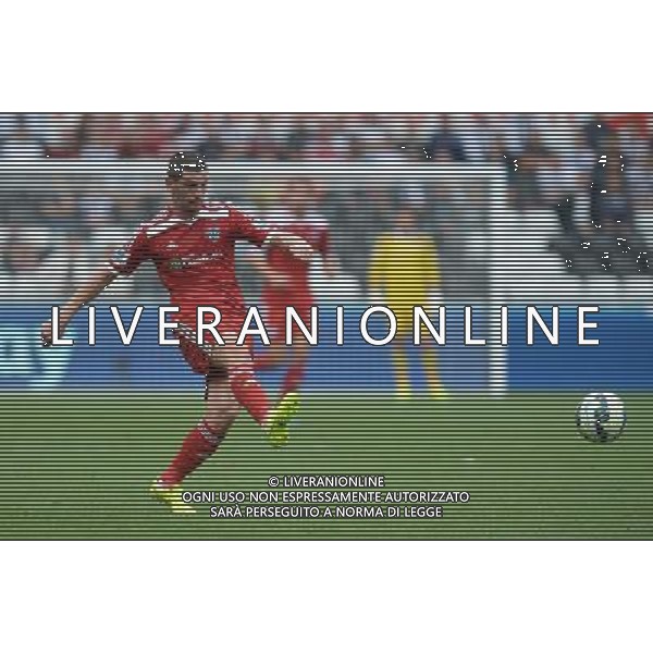 West Bromwich Albion\'s Graham Dorrans in action during todays match Photographer Ian Cook/CameraSport Football - Swansea City v West Bromwich Albion - Barclays Premiership - Saturday 30th August 2014 - Liberty Swansea - Swansea © CameraSport - 43 Linden Ave. Countesthorpe. Leicester. England. LE8 5PG - Tel: +44 (0) 116 277 4147 - admin@camerasport.com - www.camerasport.com AG ALDO LIVERANI SAS ONLY ITALY