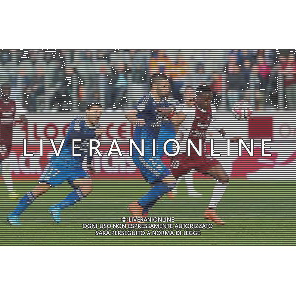 Maxime GONALONS / Bouna SARR - 31.08.2014 - Metz / Lyon - 4eme journee de Ligue 1 Photo : Fred Marvaux / Icon Sport AG ALDO LIVERANI SAS ONLY ITALY