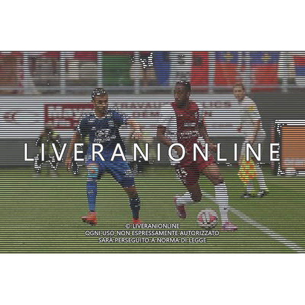 Rachid GHEZZAL / Romain METANIRE - 31.08.2014 - Metz / Lyon - 4eme journee de Ligue 1 Photo : Fred Marvaux / Icon Sport AG ALDO LIVERANI SAS ONLY ITALY