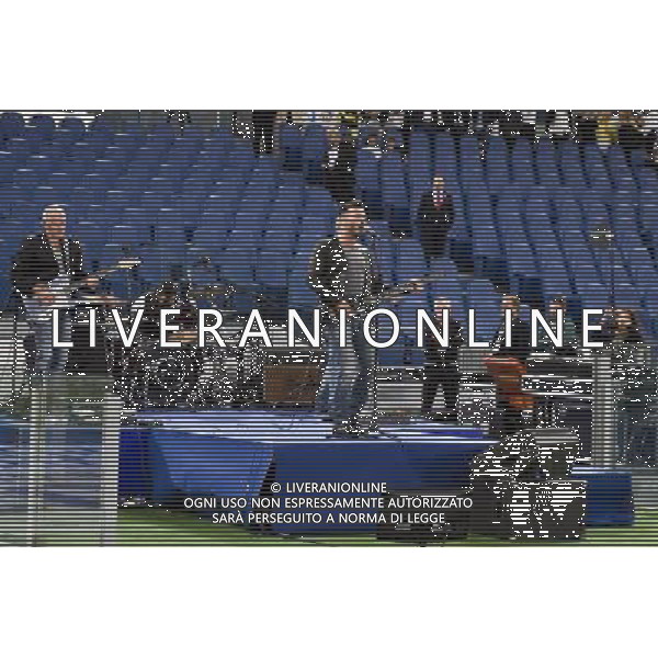 Roma - 01/09/2014 - Stadio Olimpico - Partita Interreligiosa per la Pace - nella foto: Nek / Ph. Fabrizio Corradetti - Ag. Aldo Liverani Sas