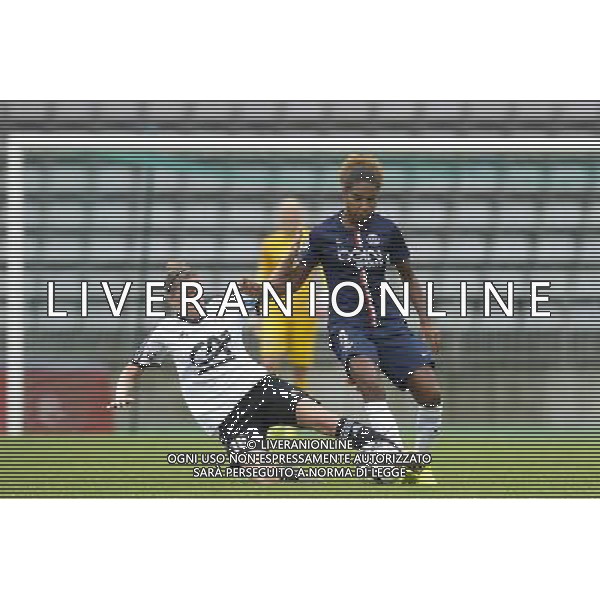 Ludivine Bultel / Laura Georges - 30.08.2014 - PSG / Arras - 1ere journee de D1 feminin Photo : Andre Ferreira / Icon Sport /AGENZIA ALDO LIVERANI SAS - ITALY ONLY - EDITORIAL USE ONLY
