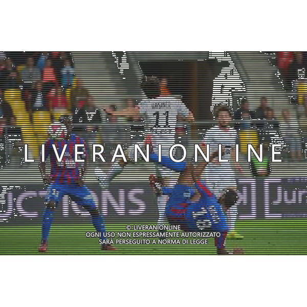Philipp HOSINER / Jordan ADEOTI - Faute Penalty - 30.08.2014 - Caen / Rennes - 4eme journee de Ligue 1 - Photo : Dave Winter / Icon Sport AG ALDO LIVERANI SAS ONLY ITALY