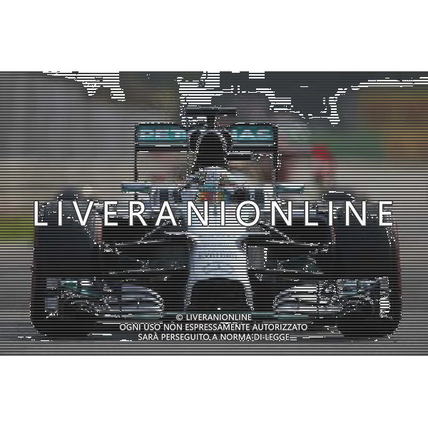 Lewis Hamilton (GBR), Mercedes AMG F1 Team 07.09.2014. Formula 1 World Championship, Rd 13, Italian Grand Prix, Monza, Italy, Race Day. - www.xpbimages.com, EMail: requests@xpbimages.com - copy of publication required for printed pictures. Every used picture is fee-liable. © Copyright: Charniaux / XPB Images /AGENZIA ALDO LIVERANI SAS - ITALY ONLY - Gp F1 Monza italia Gara