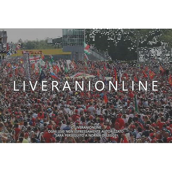 Fans invade the podium at the end of the race. 07.09.2014. Formula 1 World Championship, Rd 13, Italian Grand Prix, Monza, Italy, Race Day. AG ALDO LIVERANI SAS ONLY ITALY