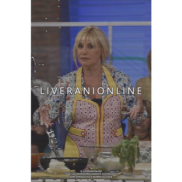 Roma - 08/09/2014 - Rai Studio Nomentano - Trasmissione TV \' La prova del cuoco \' - nella foto: Antonella Clerici / Ph. Fabrizio Corradetti - Ag. Aldo Liverani sas