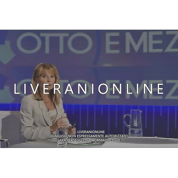 Roma - 08/09/2014 - Studi La7 - Trasmissione Tv Ò Otto e mezzo \' - nella foto: Lilly Gruber / Ph. Fabrizio Corradetti - ag. Aldo Liverani sas