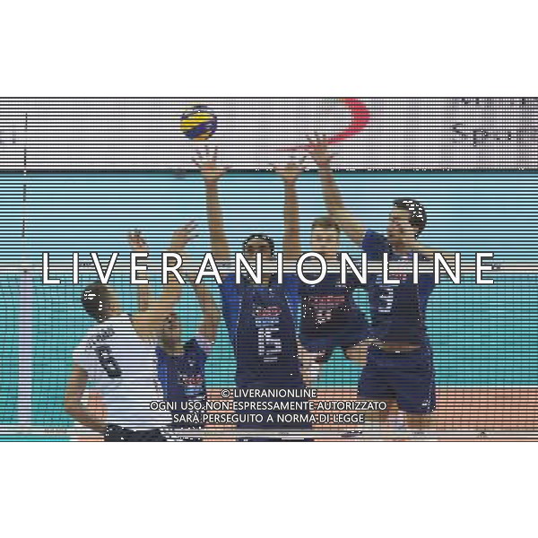 KRAKOW, 07.09.2014 FIVB Mistrzostwa Swiata w Siatkowce Mezczyzn FIVB Volleyball Men\'s World Championship WLOCHY - USA n/z. PAUL LOTMAN, MICHELE BARANOWICZ, EMANUELE BIRARELLI, IVAN ZAYTSEV, SIMONE PARODI FOTO: TOMASZ MARKOWSKI NEWSPIX.PL --- Newspix.pl ag aldo liverani sas only italy *** Local Caption *** www.newspix.pl mail us: info@newspix.pl call us: 0048 022 23 22 222 --- Polish Picture Agency by Ringier Axel Springer Poland