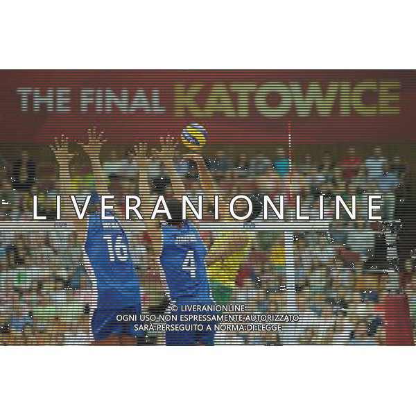 07.09.2014 - Katowice , Spodek , siatkowka , Mistrzostwa Swiata 2014 , grupa B Brazylia (zolte) - Kuba (niebieskie) , FIVB Men\'s World Championship , pool B Brazil (yellow) - Cuba (blue) N/Z Isbel Mesa Sandoval , Javier Ernesto Jimenez Scull , Wallace De Souza Fot. Karol Bartnik / MPAimages.com / NEWSPIX.PL --- Newspix.pl