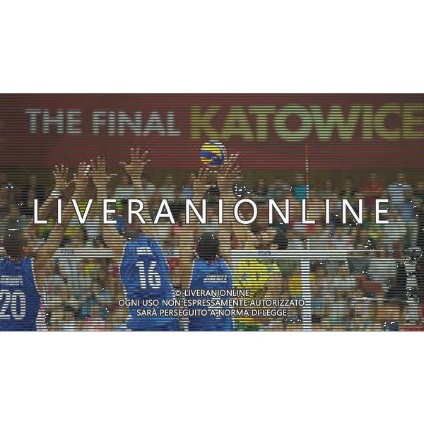 07.09.2014 - Katowice , Spodek , siatkowka , Mistrzostwa Swiata 2014 , grupa B Brazylia (zolte) - Kuba (niebieskie) , FIVB Men\'s World Championship , pool B Brazil (yellow) - Cuba (blue) N/Z Osmany Santiago Uriarte Mestre , Isbel Mesa Sandoval , Javier Ernesto Jimenez Scull , Wallace De Souza Fot. Karol Bartnik / MPAimages.com / NEWSPIX.PL --- Newspix.pl