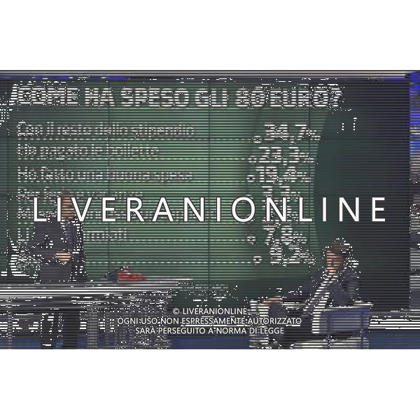 Trasmissione televisiva \'Porta a Porta\' - Roma 09 settembre 2014 nella foto Bruno Vespa e Matteo Renzi ©Corradetti/Agenzia Aldo Liverani sas