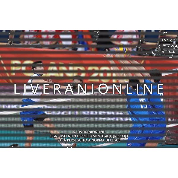 10.09.2014 - Lodz , Atlas Arena , siatkowka , Mistrzostwa Swiata 2014 , grupa E Serbia (biale) - Wlochy (niebieskie) , FIVB Men\'s World Championship , pool A Serbia (white) - Italy (blue) N/Z Milos Nikic , Emanuele Birarelli , Luca Vettori Fot. Mariusz Palczynski / MPAimages.com / NEWSPIX.PL --- Newspix.pl AG ALDO LIVERANI SAS ONLY ITALY *** Local Caption *** www.newspix.pl mail us: info@newspix.pl call us: 0048 022 23 22 222 --- Polish Picture Agency by Ringier Axel Springer Poland