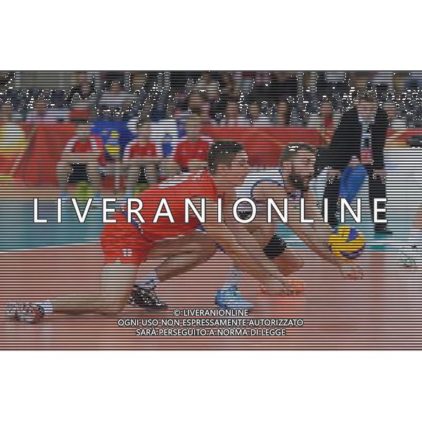 10.09.2014 - Lodz , Atlas Arena , siatkowka , Mistrzostwa Swiata 2014 , grupa E Serbia (biale) - Wlochy (niebieskie) , FIVB Men\'s World Championship , pool A Serbia (white) - Italy (blue) N/Z Nikola Rosic , Marko Podrascanin Fot. Mariusz Palczynski / MPAimages.com / NEWSPIX.PL --- Newspix.pl AG ALDO LIVERANI SAS ONLY ITALY *** Local Caption *** www.newspix.pl mail us: info@newspix.pl call us: 0048 022 23 22 222 --- Polish Picture Agency by Ringier Axel Springer Poland