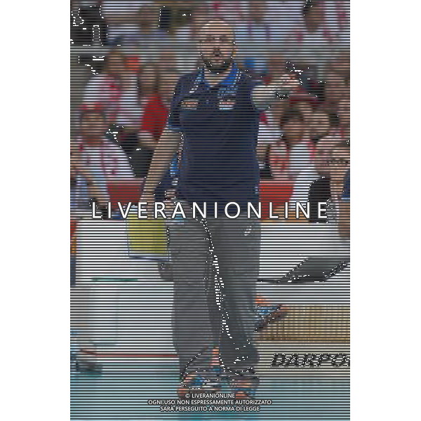 10.09.2014 - Lodz , Atlas Arena , siatkowka , Mistrzostwa Swiata 2014 , grupa E Serbia (biale) - Wlochy (niebieskie) , FIVB Men\'s World Championship , pool A Serbia (white) - Italy (blue) N/Z Mauro Berruto Fot. Mariusz Palczynski / MPAimages.com / NEWSPIX.PL --- Newspix.pl AG ALDO LIVERANI SAS ONLY ITALY *** Local Caption *** www.newspix.pl mail us: info@newspix.pl call us: 0048 022 23 22 222 --- Polish Picture Agency by Ringier Axel Springer Poland