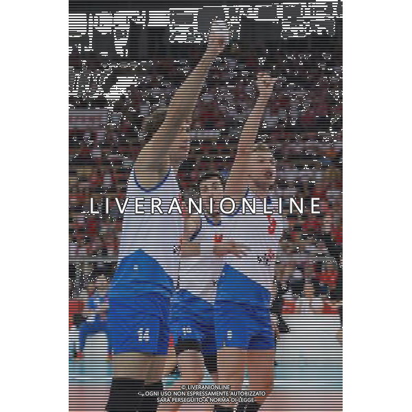 10.09.2014 - Lodz , Atlas Arena , siatkowka , Mistrzostwa Swiata 2014 , grupa E Serbia (biale) - Wlochy (niebieskie) , FIVB Men\'s World Championship , pool A Serbia (white) - Italy (blue) N/Z Aleksandar Atanasijevic , Milos Nikic , Nikola Jovovic Fot. Mariusz Palczynski / MPAimages.com / NEWSPIX.PL --- Newspix.pl AG ALDO LIVERANI SAS ONLY ITALY *** Local Caption *** www.newspix.pl mail us: info@newspix.pl call us: 0048 022 23 22 222 --- Polish Picture Agency by Ringier Axel Springer Poland