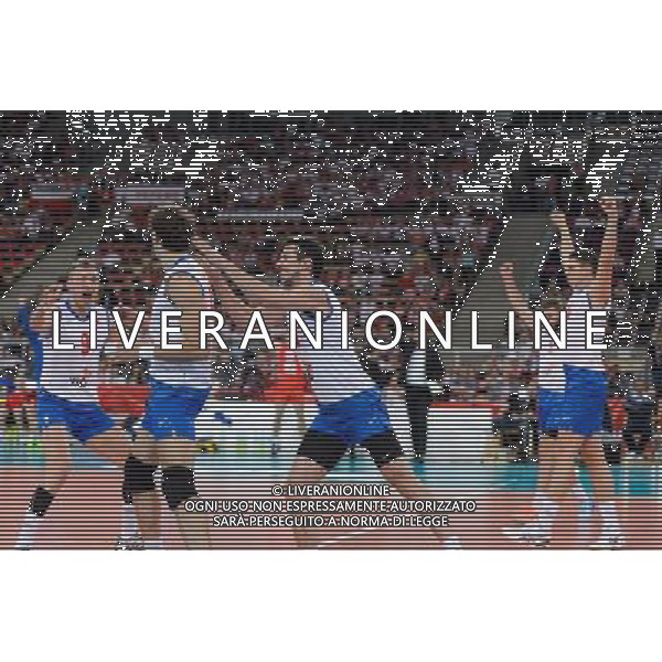 10.09.2014 - Lodz , Atlas Arena , siatkowka , Mistrzostwa Swiata 2014 , grupa E Serbia (biale) - Wlochy (niebieskie) , FIVB Men\'s World Championship , pool A Serbia (white) - Italy (blue) N/Z Reprezentacja Serbii Fot. Mariusz Palczynski / MPAimages.com / NEWSPIX.PL --- Newspix.pl AG ALDO LIVERANI SAS ONLY ITALY *** Local Caption *** www.newspix.pl mail us: info@newspix.pl call us: 0048 022 23 22 222 --- Polish Picture Agency by Ringier Axel Springer Poland