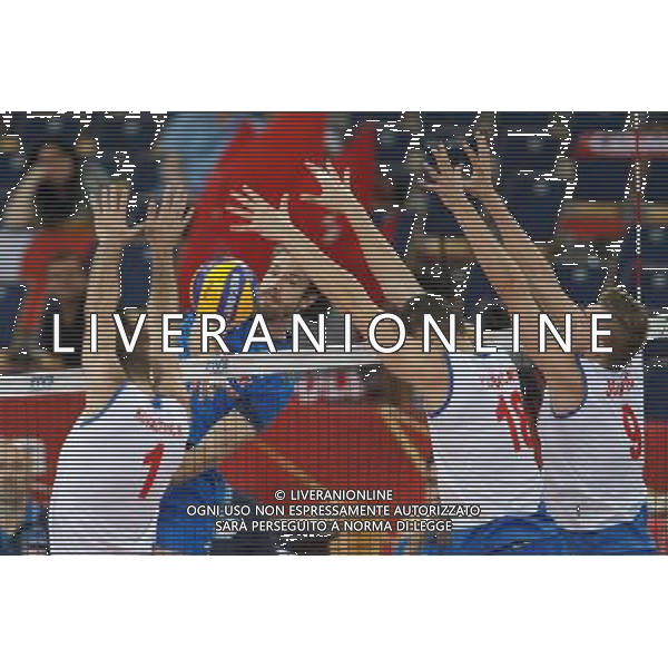 10.09.2014 LODZ , ATLAS ARENA , SIATKOWKA , SIATKA , MISTRZOSTWA SWIATA W SIATKOWCE MEZCZYZN 2014 , 2. FAZA TURNIEJU , GRUPA F ( VOLLEYBALL , FIVB MEN\'S VOLLEYBALL WORLD CHAMPIONSHIP 2014 , ROUND 2 , POLL F ) MECZ SERBIA - WLOCHY ( GAME SERBIA - ITALY ) NZ JIRI KOVAR FOTO RADOSLAW JOZWIAK / CYFRASPORT/NEWSPIX.PL --- Newspix.pl AG ALDO LIVERANI SAS ONLY ITALY *** Local Caption *** www.newspix.pl mail us: info@newspix.pl call us: 0048 022 23 22 222 --- Polish Picture Agency by Ringier Axel Springer Poland