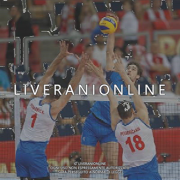 10.09.2014 LODZ , ATLAS ARENA , SIATKOWKA , SIATKA , MISTRZOSTWA SWIATA W SIATKOWCE MEZCZYZN 2014 , 2. FAZA TURNIEJU , GRUPA F ( VOLLEYBALL , FIVB MEN\'S VOLLEYBALL WORLD CHAMPIONSHIP 2014 , ROUND 2 , POLL F ) MECZ SERBIA - WLOCHY ( GAME SERBIA - ITALY ) NZ LUCA VETTORI FOTO RADOSLAW JOZWIAK / CYFRASPORT/NEWSPIX.PL --- Newspix.pl AG ALDO LIVERANI SAS ONLY ITALY *** Local Caption *** www.newspix.pl mail us: info@newspix.pl call us: 0048 022 23 22 222 --- Polish Picture Agency by Ringier Axel Springer Poland