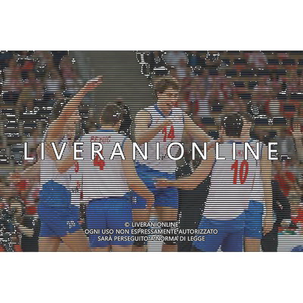 10.09.2014 LODZ , ATLAS ARENA , SIATKOWKA , SIATKA , MISTRZOSTWA SWIATA W SIATKOWCE MEZCZYZN 2014 , 2. FAZA TURNIEJU , GRUPA F ( VOLLEYBALL , FIVB MEN\'S VOLLEYBALL WORLD CHAMPIONSHIP 2014 , ROUND 2 , POLL F ) MECZ SERBIA - WLOCHY ( GAME SERBIA - ITALY ) NZ SRECKO LISINAC , NEMANJA PETRIC , ALEKSANDAR ATANASIJEVIC , MILOS NIKIC RADOSC FOTO RADOSLAW JOZWIAK / CYFRASPORT / NEWSPIX.PL --- Newspix.pl AG ALDO LIVERANI SAS ONLY ITALY *** Local Caption *** www.newspix.pl mail us: info@newspix.pl call us: 0048 022 23 22 222 --- Polish Picture Agency by Ringier Axel Springer Poland