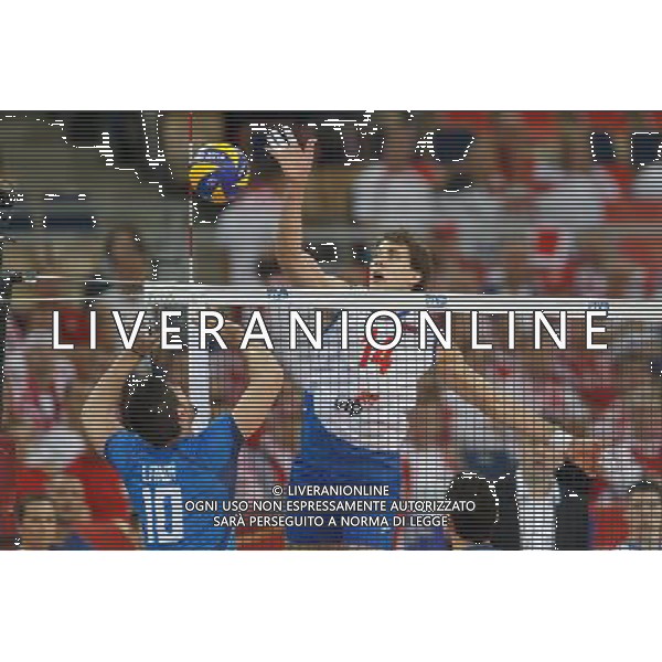 10.09.2014 LODZ , ATLAS ARENA , SIATKOWKA , SIATKA , MISTRZOSTWA SWIATA W SIATKOWCE MEZCZYZN 2014 , 2. FAZA TURNIEJU , GRUPA F ( VOLLEYBALL , FIVB MEN\'S VOLLEYBALL WORLD CHAMPIONSHIP 2014 , ROUND 2 , POLL F ) MECZ SERBIA - WLOCHY ( GAME SERBIA - ITALY ) NZ ALEKSANDAR ATANASIJEVIC , FILIPPO LANZA FOTO RADOSLAW JOZWIAK / CYFRASPORT / NEWSPIX.PL --- Newspix.pl AG ALDO LIVERANI SAS ONLY ITALY *** Local Caption *** www.newspix.pl mail us: info@newspix.pl call us: 0048 022 23 22 222 --- Polish Picture Agency by Ringier Axel Springer Poland