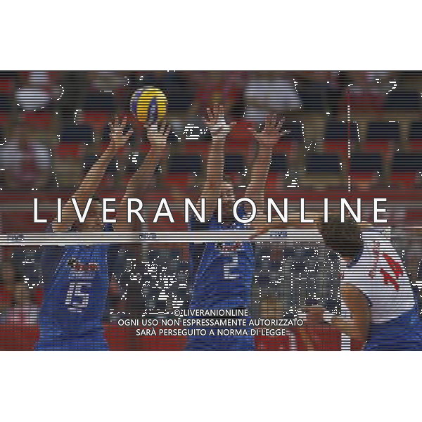 10.09.2014 LODZ , ATLAS ARENA , SIATKOWKA , SIATKA , MISTRZOSTWA SWIATA W SIATKOWCE MEZCZYZN 2014 , 2. FAZA TURNIEJU , GRUPA F ( VOLLEYBALL , FIVB MEN\'S VOLLEYBALL WORLD CHAMPIONSHIP 2014 , ROUND 2 , POLL F ) MECZ SERBIA - WLOCHY ( GAME SERBIA - ITALY ) NZ (L) EMANUELE BIRARELLI, (C) JIRI KOVAR , (P) ALEKSANDAR ATANASIJEVIC PILKA PO BLOKU ATAK FOTO JAKUB PIASECKI / CYFRASPORT / NEWSPIX.PL --- Newspix.pl AG ALDO LIVERANI SAS ONLY ITALY *** Local Caption *** www.newspix.pl mail us: info@newspix.pl call us: 0048 022 23 22 222 --- Polish Picture Agency by Ringier Axel Springer Poland